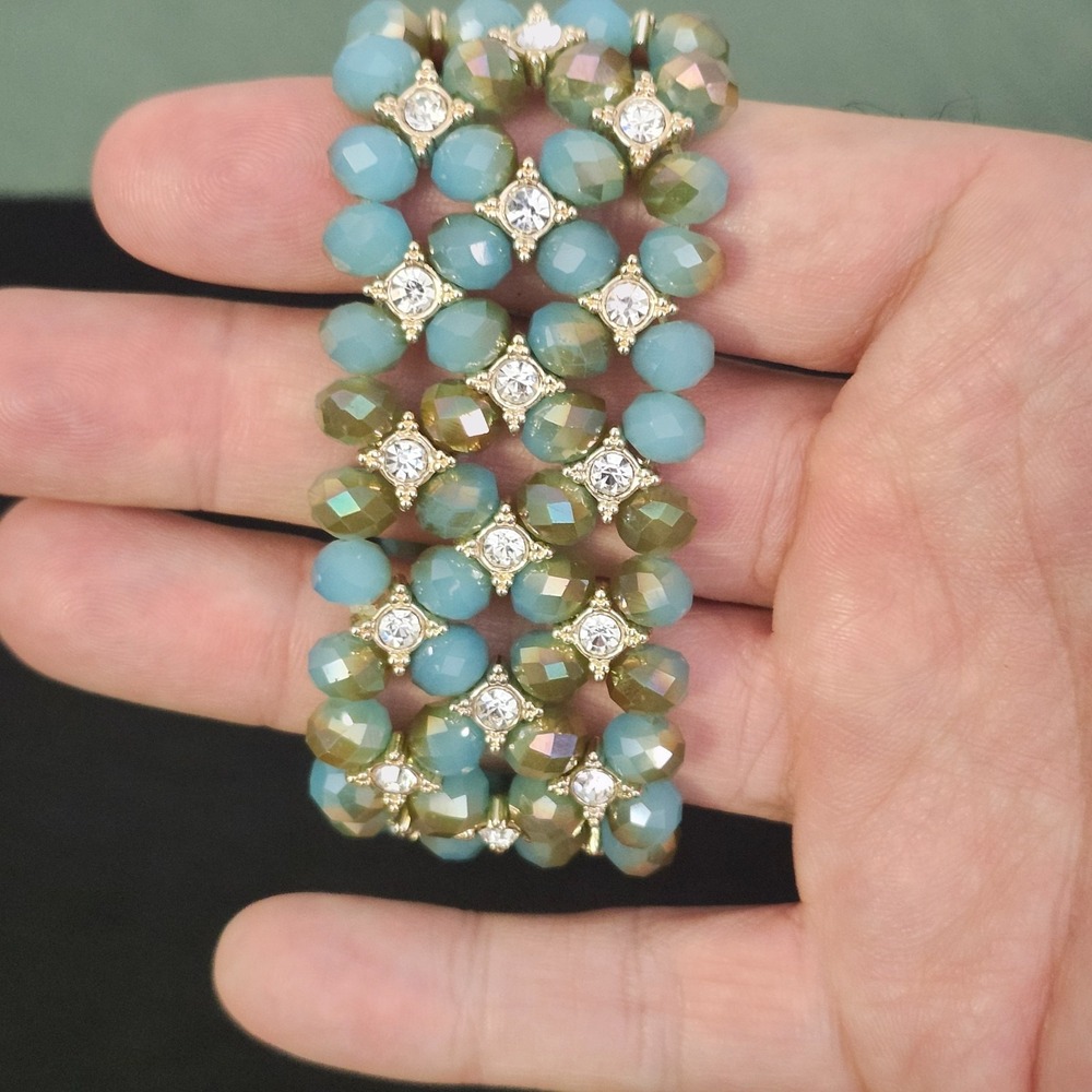 Thick Flexible Rhinestone Beaded Bracelet‎ - Costume Jewelry - Picture 3 of 3